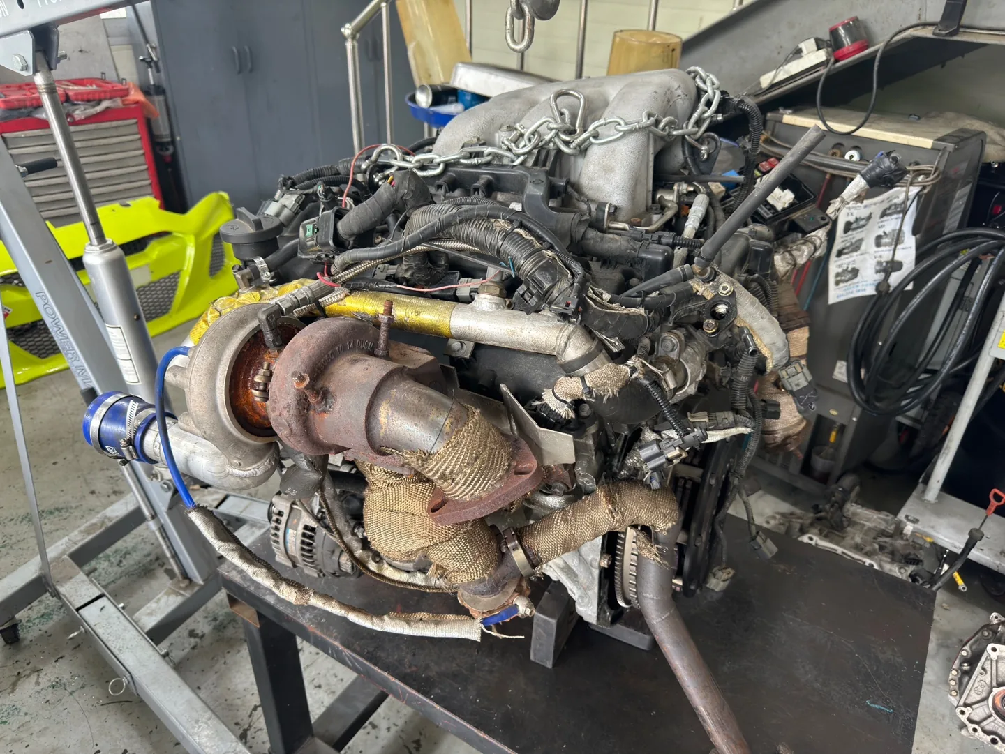 LOZIC engine rebuild work 16
